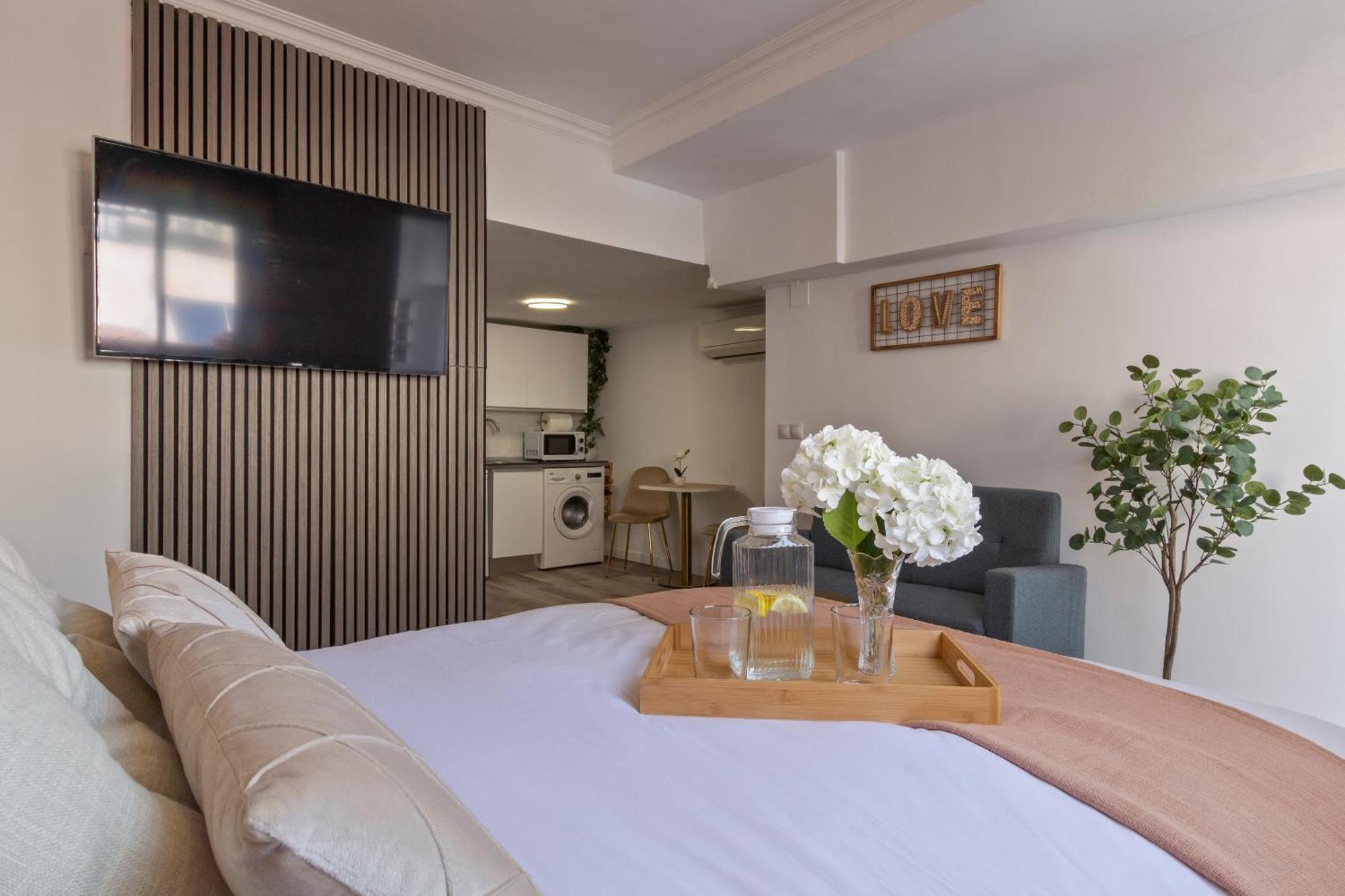 Luxer Holidays มาลากา ภายนอก รูปภาพ